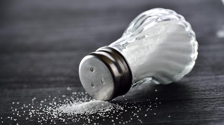 Restricción de sal en la
insuficiencia cardíaca. ¿Es bueno o malo?